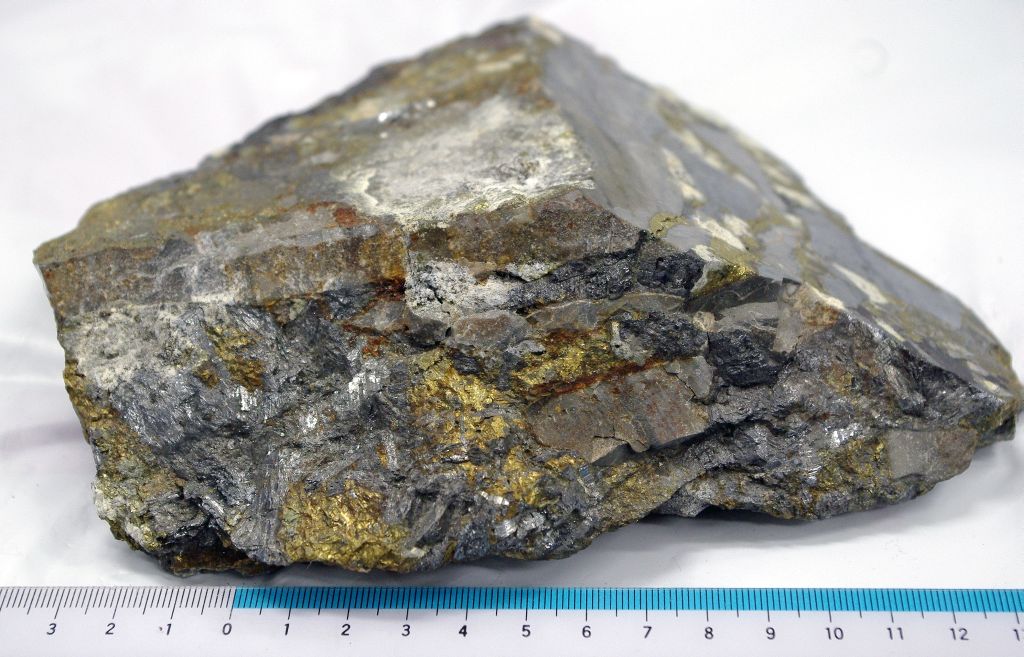 鉱石データベース検索結果:山口大学工学部 学術資料展示館